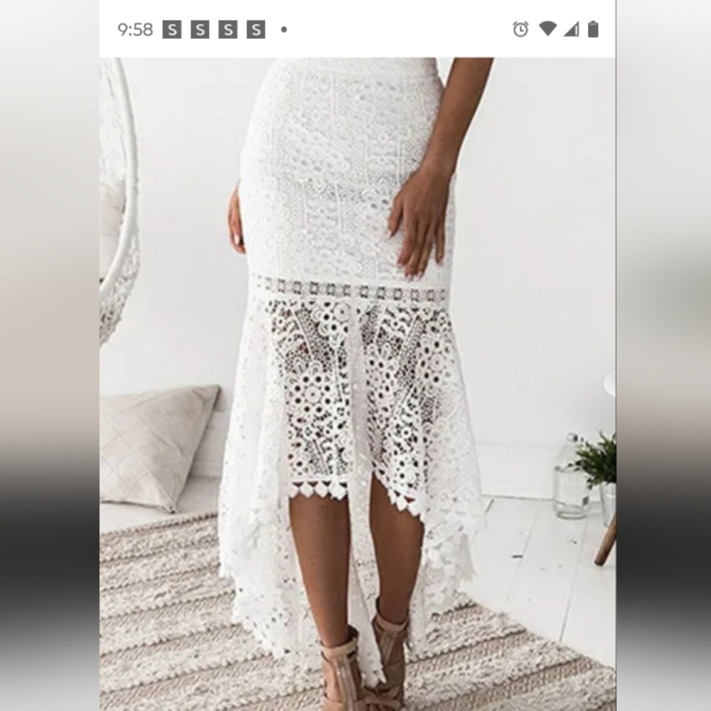 Fashion Nova White Lace High-Low Crochet Skirt NWOT 16 inches wide 45 inch long